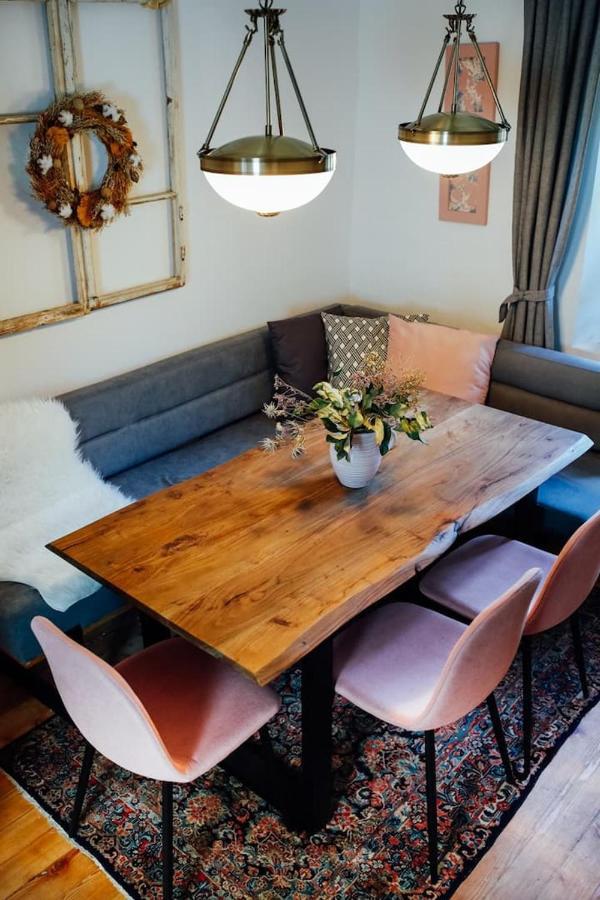 Apartment Aussee- Beletage Salzherrenhof- Kueche, Wlan, Netflix Bad Aussee Kültér fotó